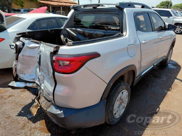 2017 FIAT TORO 