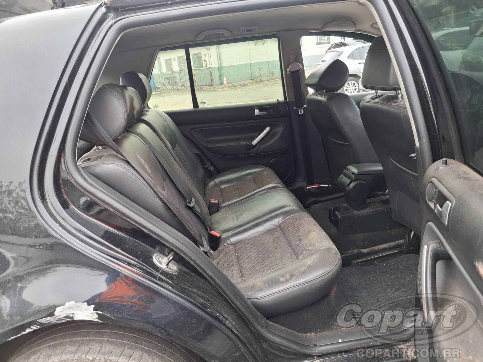 2011 VOLKSWAGEN GOLF — foto 6 de 10