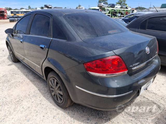 2010 FIAT LINEA 