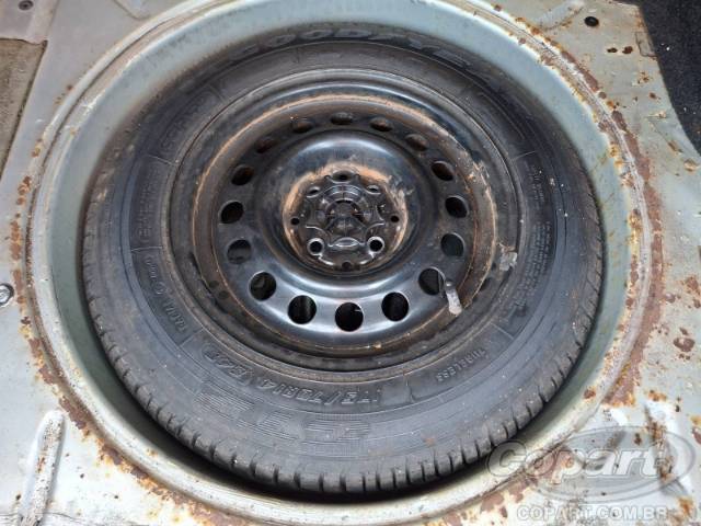 2011 VOLKSWAGEN VOYAGE 