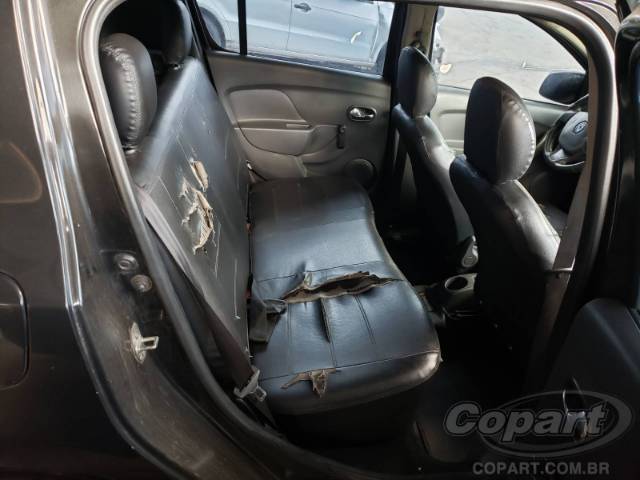 2015 RENAULT SANDERO 