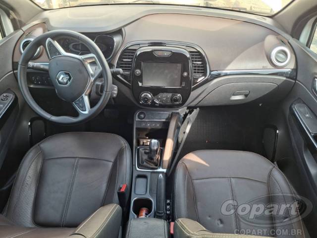 2023 RENAULT CAPTUR 