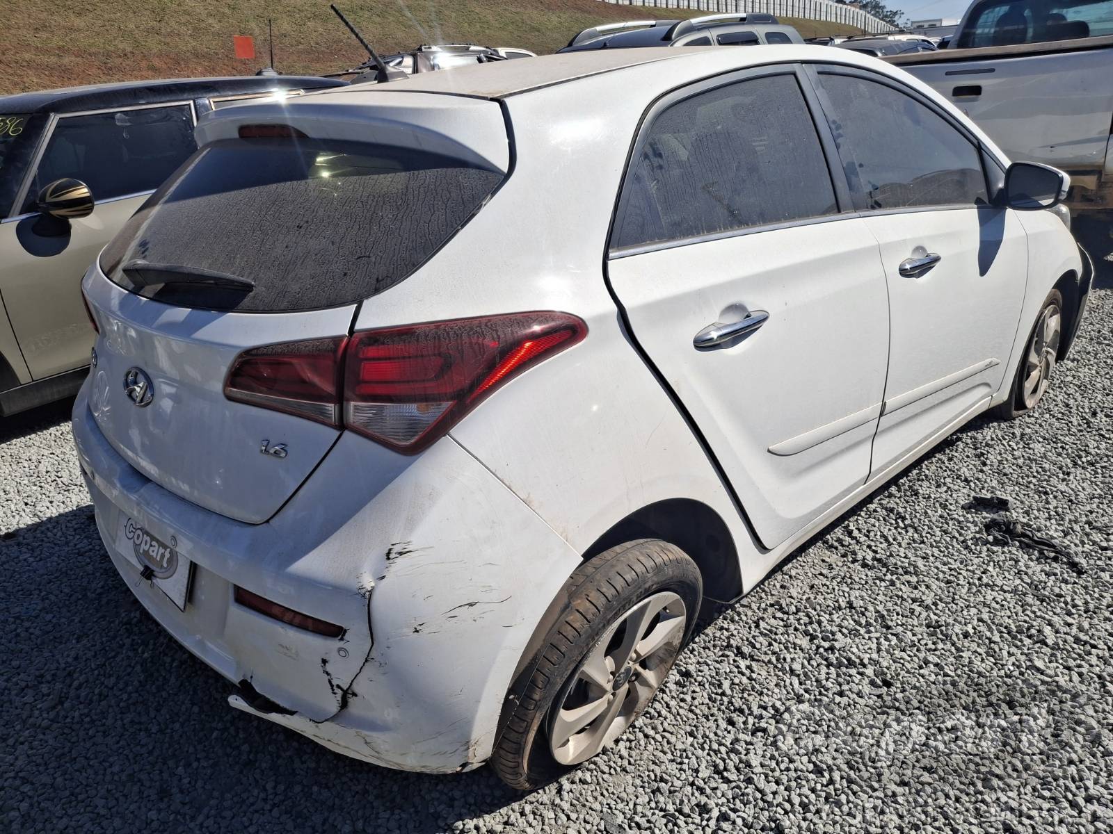2016 HYUNDAI HB20 — foto 4 de 10