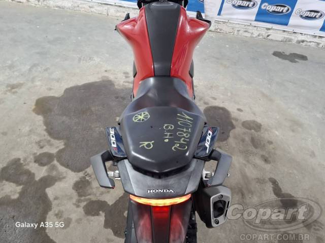 2024 HONDA CB 300F 