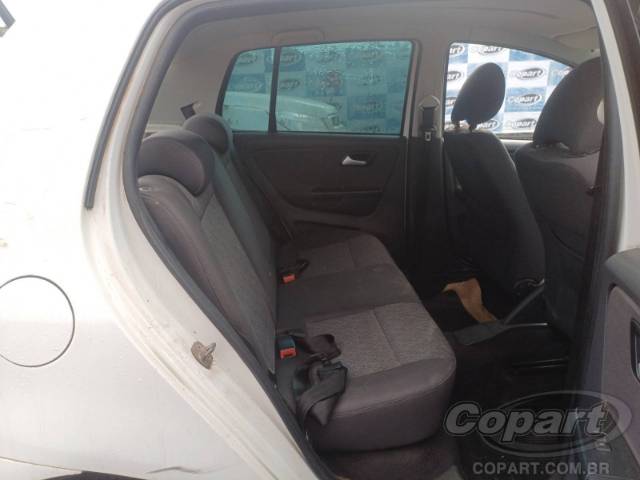 2013 VOLKSWAGEN FOX 