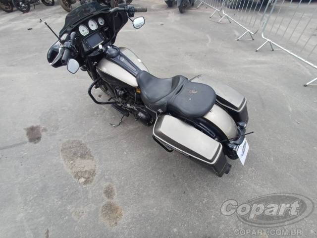 2017 HARLEY-DAVIDSON TOURING 