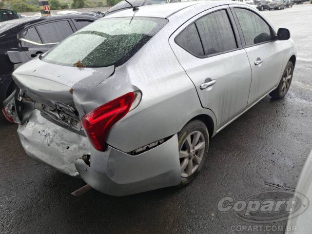 2014 NISSAN VERSA 