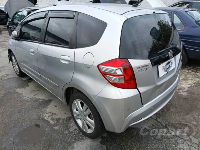 2013 HONDA FIT 