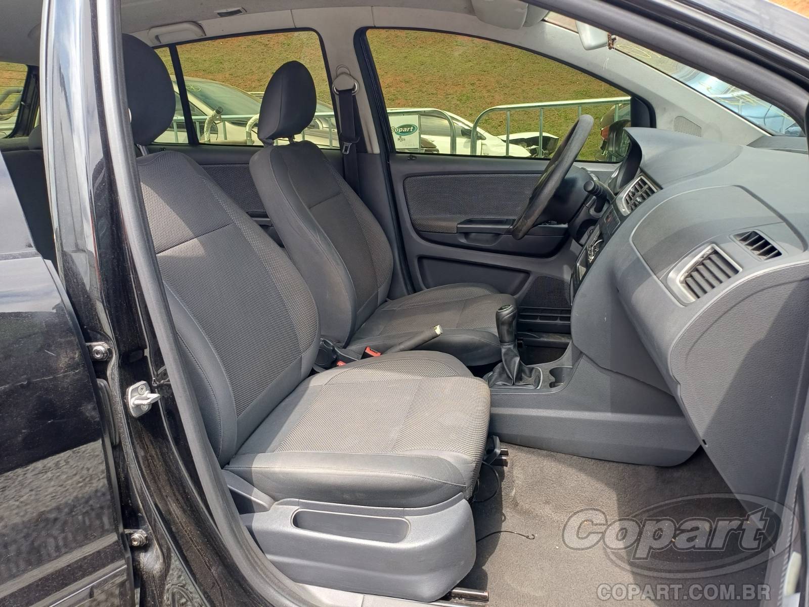 2012 VOLKSWAGEN FOX — foto 5 de 11