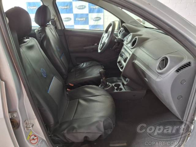 2014 VOLKSWAGEN VOYAGE 