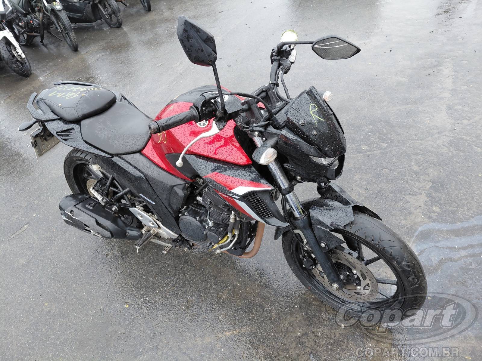 Yamaha Fz25 Fazer 2024 em leilão