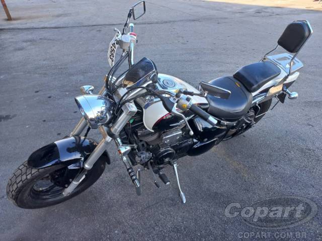 2011 SUZUKI BOULEVARD M800 