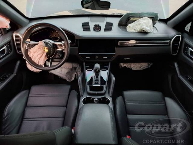 2023 PORSCHE CAYENNE COUPE 