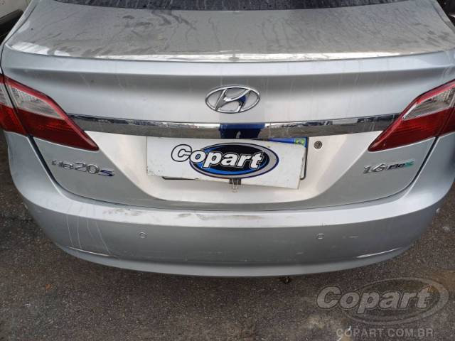 2015 HYUNDAI HB20S 