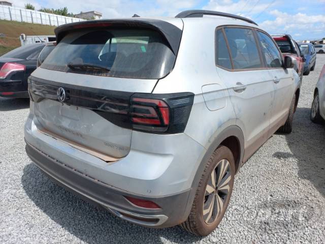 2023 VOLKSWAGEN T-CROSS 