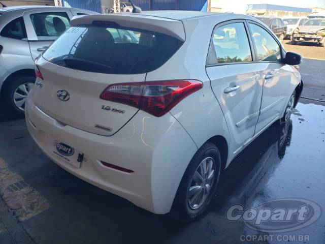2015 HYUNDAI HB20 