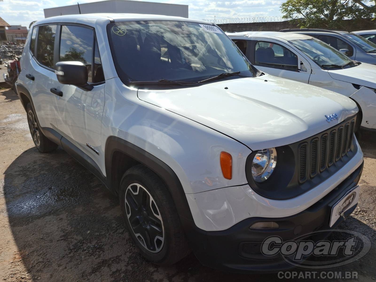 Veículo Fiat Renegade JEEP RENEGADE 1.8 16V E.TORQ EVO 2017 2018 em leilão