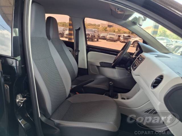 2017 VOLKSWAGEN UP 