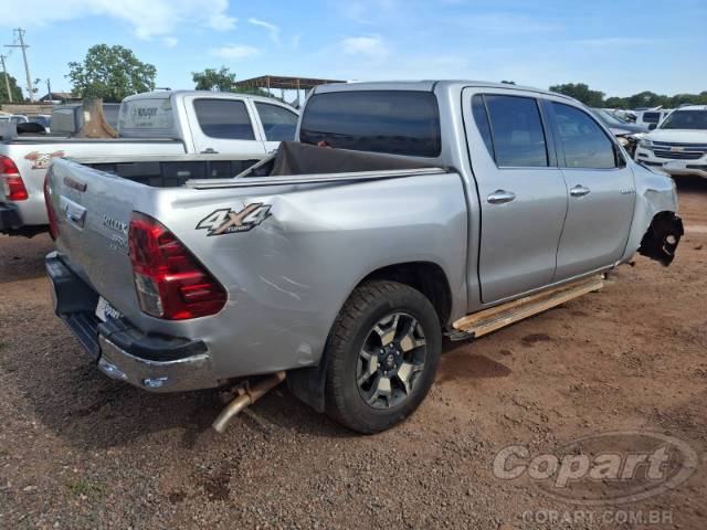 2020 TOYOTA HILUX CD 