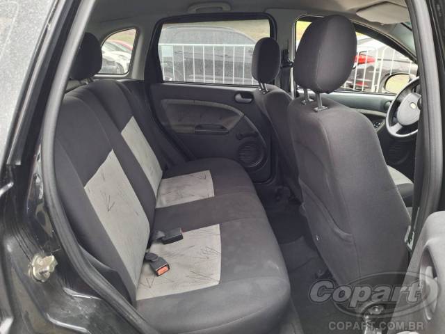 2010 FORD FIESTA 