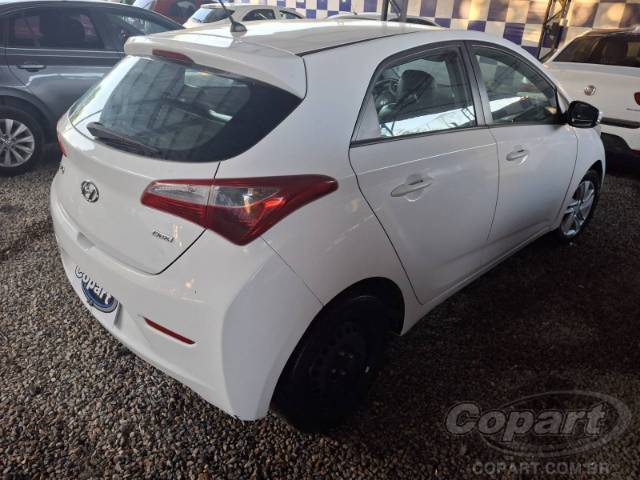 2015 HYUNDAI HB20 