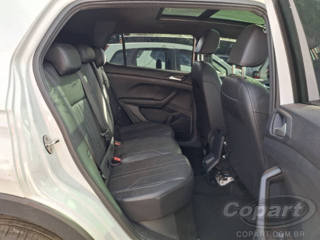 2025 VOLKSWAGEN T-CROSS 