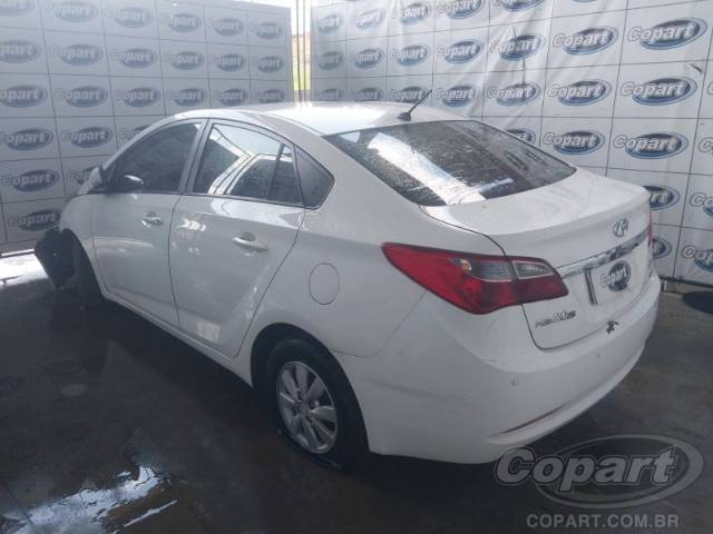 2014 HYUNDAI HB20S 