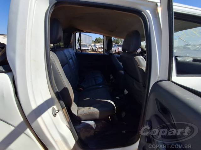 2012 VOLKSWAGEN AMAROK 
