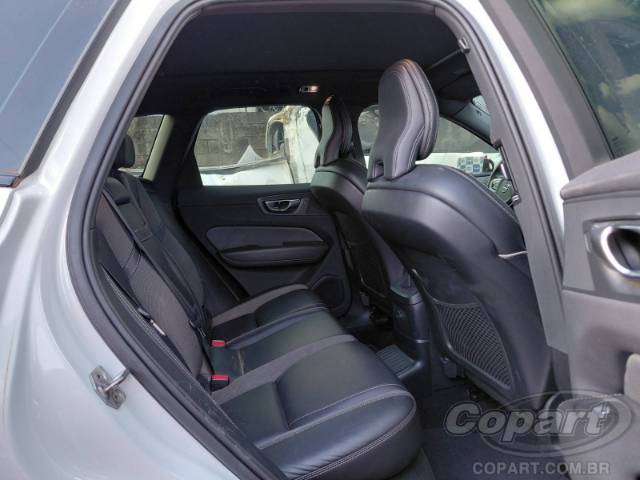 2021 VOLVO XC60 