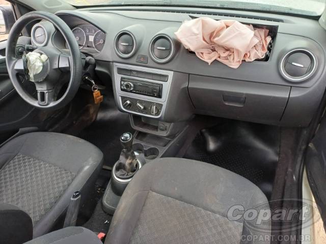 2016 VOLKSWAGEN SAVEIRO 