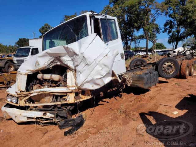 2011 MERCEDES BENZ L-1620 