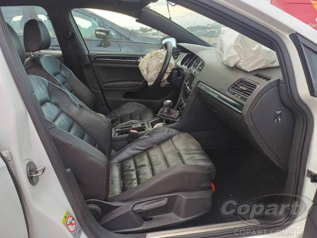 2014 VOLKSWAGEN GOLF 