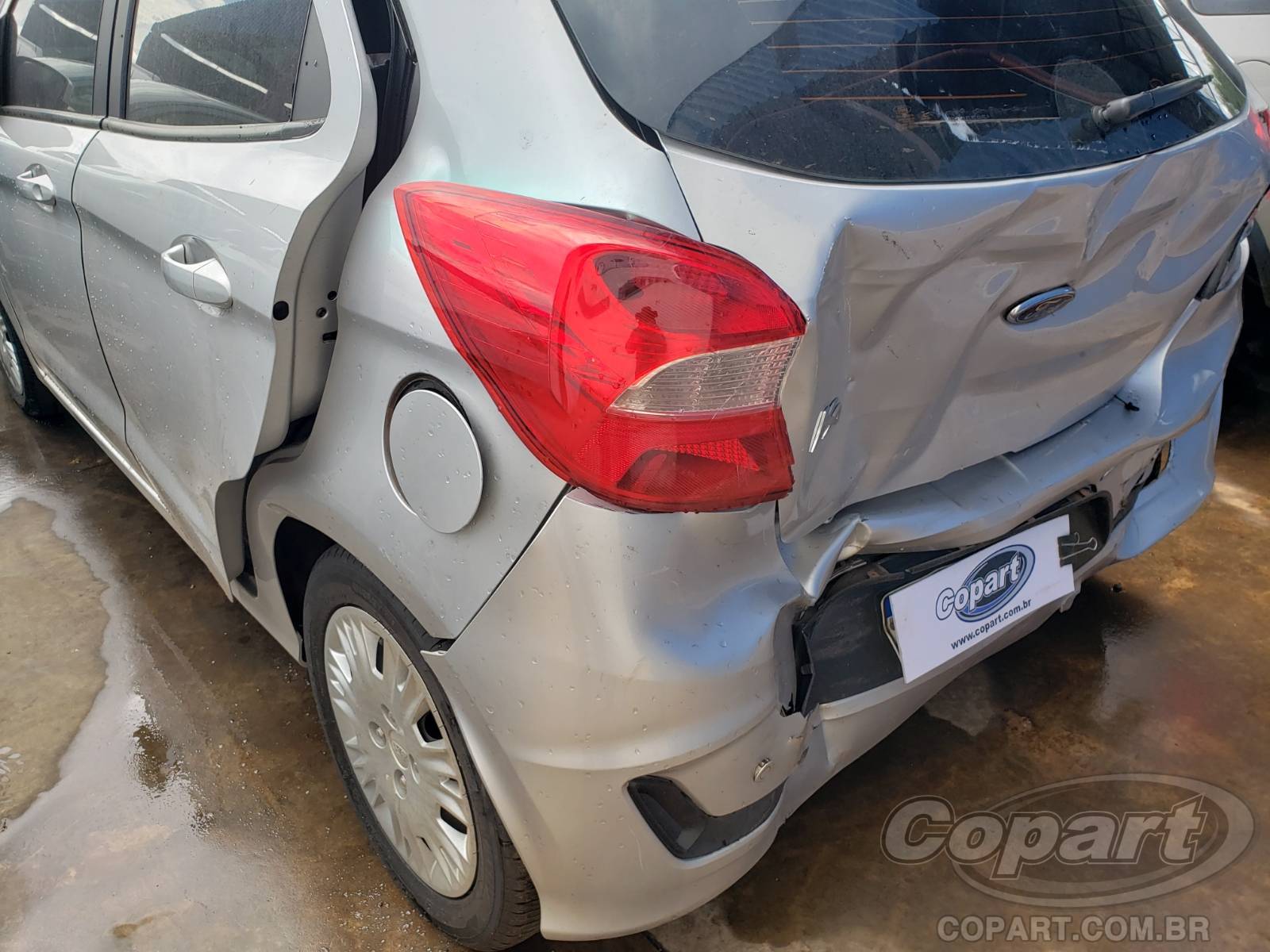 Foto 13 de 14: 2019 FORD KA