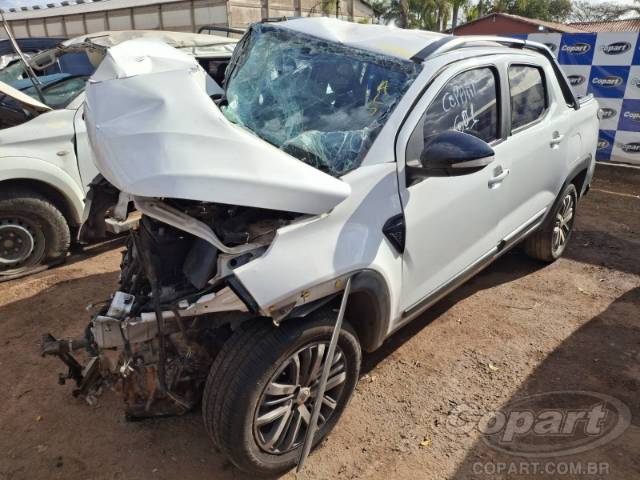 2024 FIAT STRADA CD 