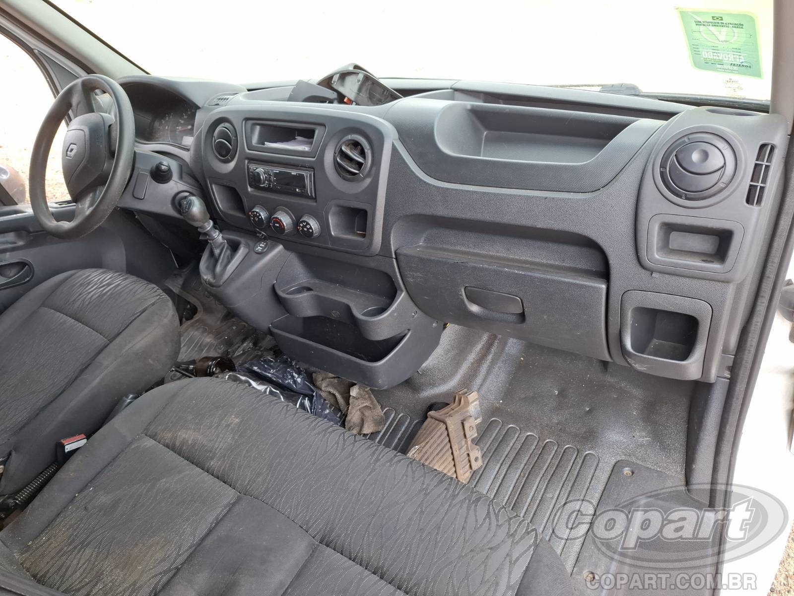 Foto 9 de 12: 2021 RENAULT MASTER MINIBUS