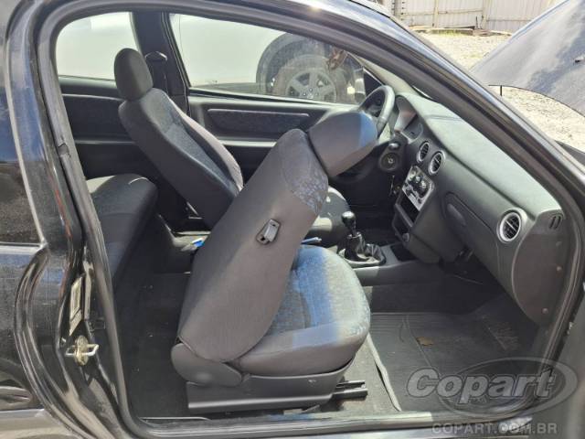 2004 CHEVROLET CELTA 