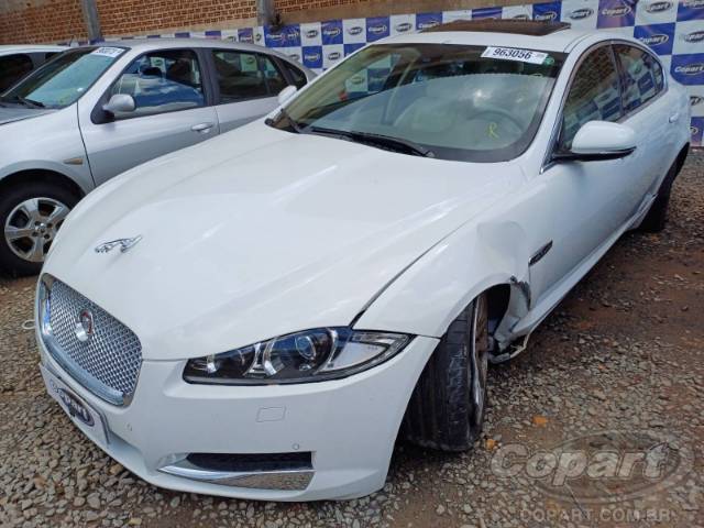 2014 JAGUAR XF 