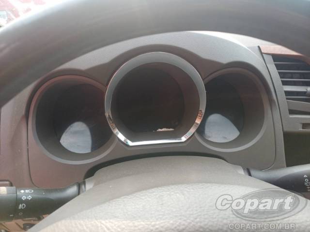 2011 TOYOTA HILUX SW4 