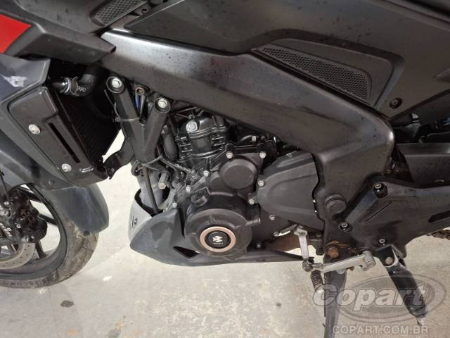 2025 BAJAJ DOMINAR 