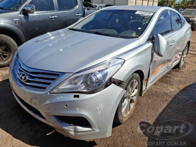 2015 HYUNDAI AZERA 