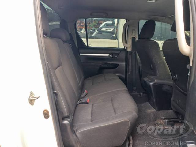 2025 TOYOTA HILUX CD 