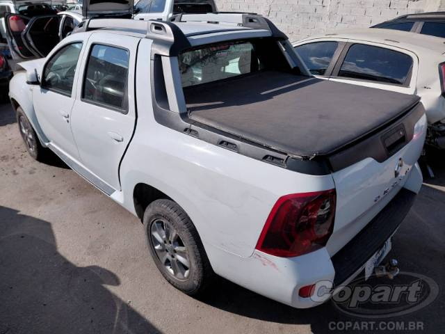 2021 RENAULT DUSTER OROCH 