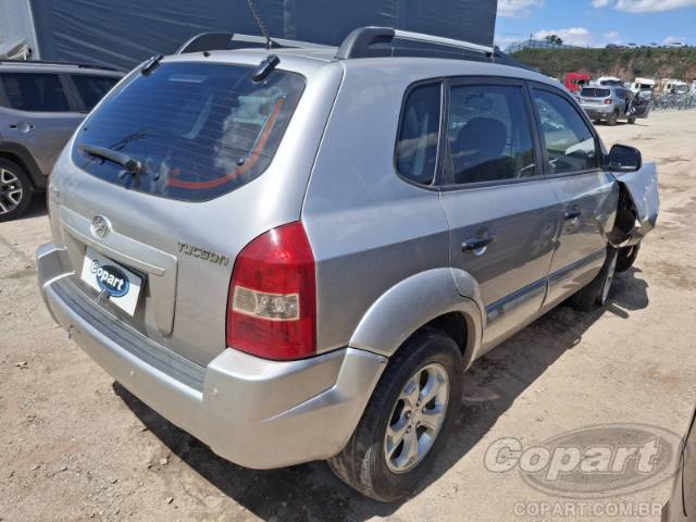 2010 HYUNDAI TUCSON 
