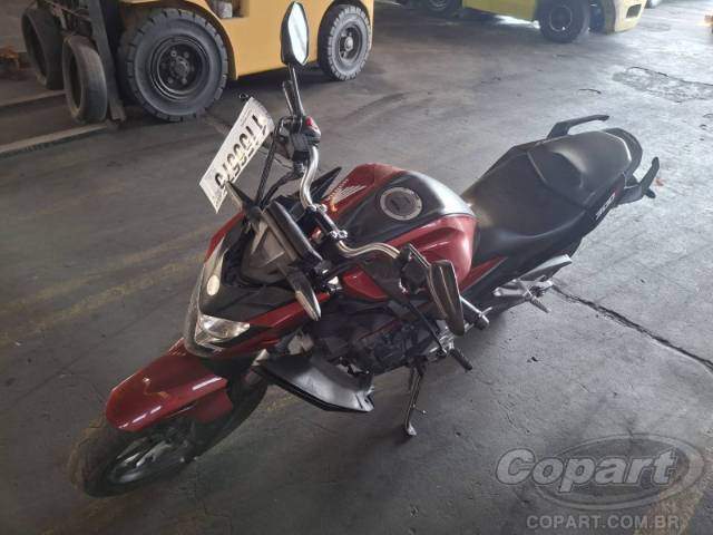 2025 HONDA CB 300F 