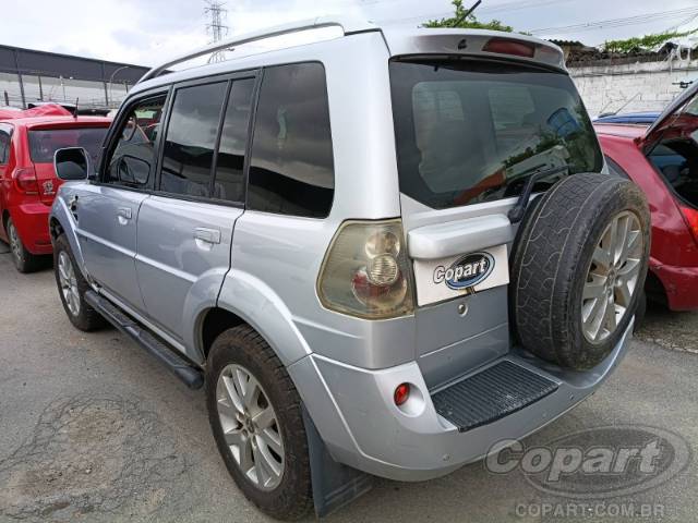 2011 MITSUBISHI PAJERO TR4 