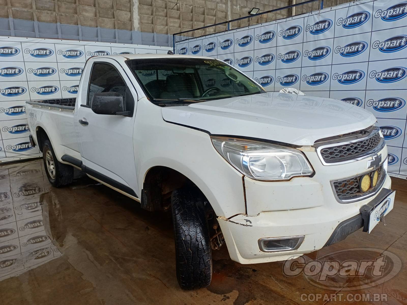 Veículo GM - Chevrolet S10 Chevrolet S10 LS 2.8 CTDI 2013 Médio Dano Lateral 2013 em leilão