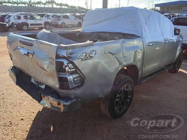 2024 TOYOTA HILUX CD 