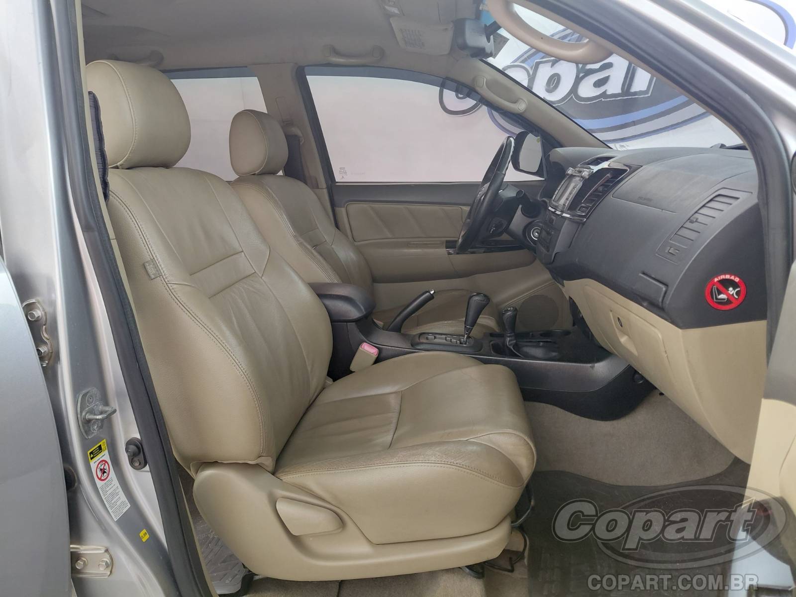 Foto 5: 2015 TOYOTA HILUX SW4