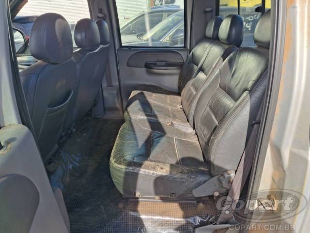 2005 FORD F-250 CD 