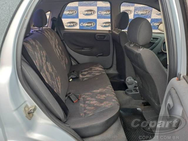2003 CHEVROLET CORSA SEDAN 